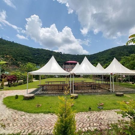 Shalom Farmhouse By The Hillside Imphal Exterior foto